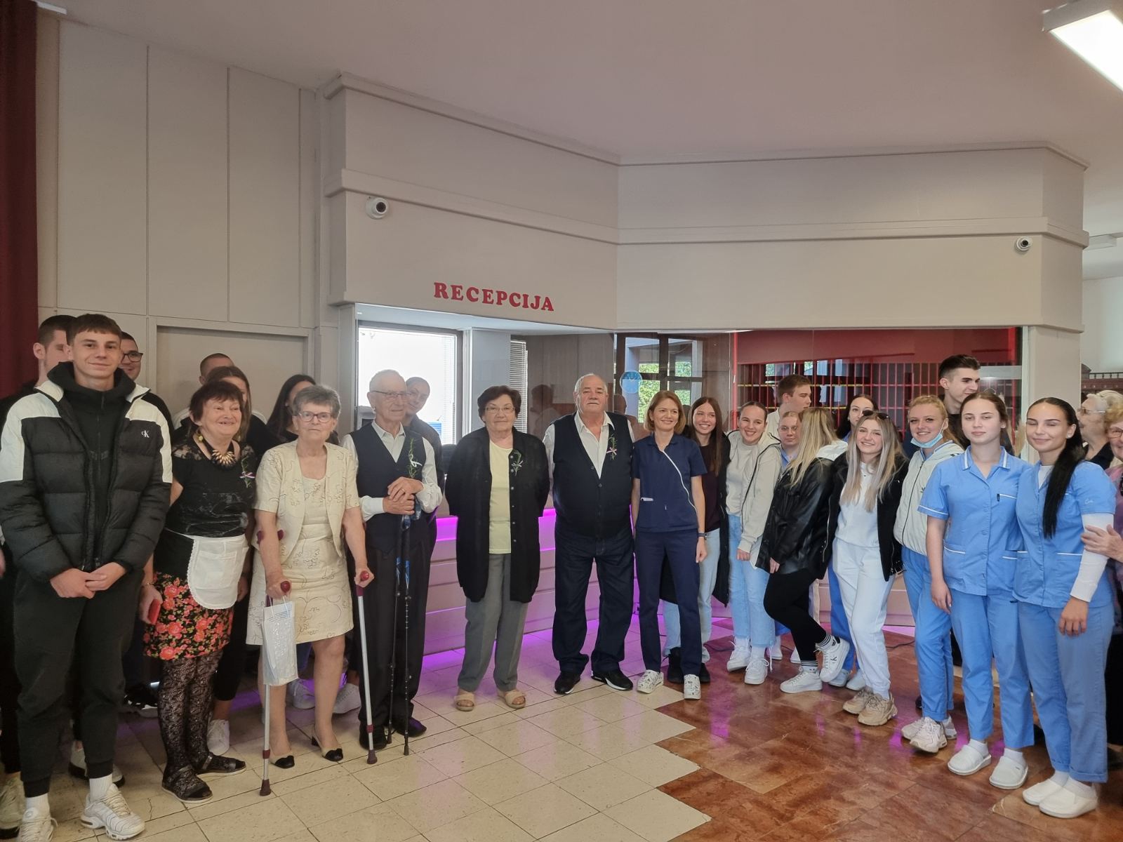 IMG-2f39e90e8a546fd4ca3f6cd4102334d7-V